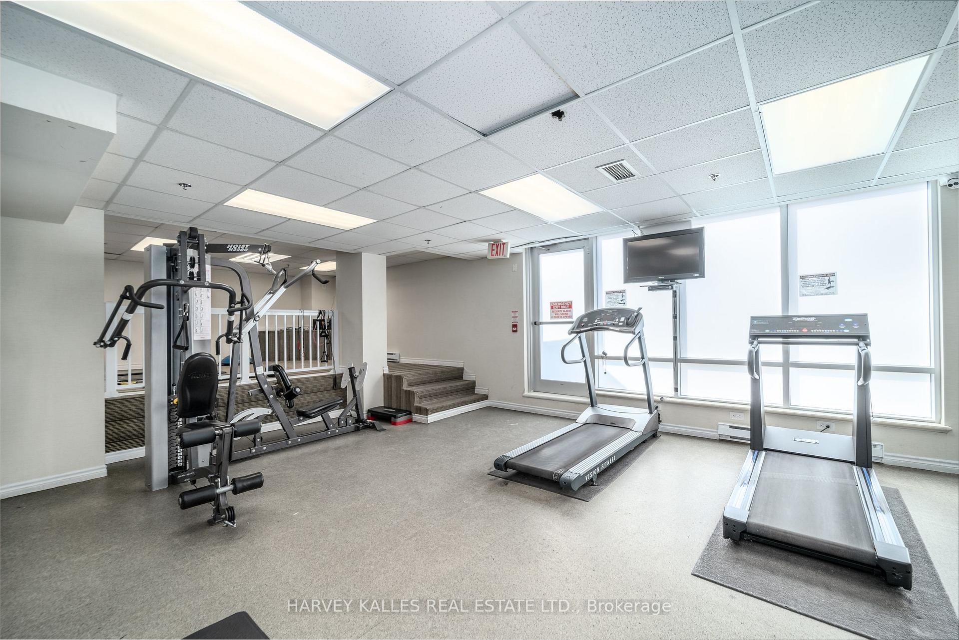 225 Wellesley Street E 313, Toronto Unit: 313