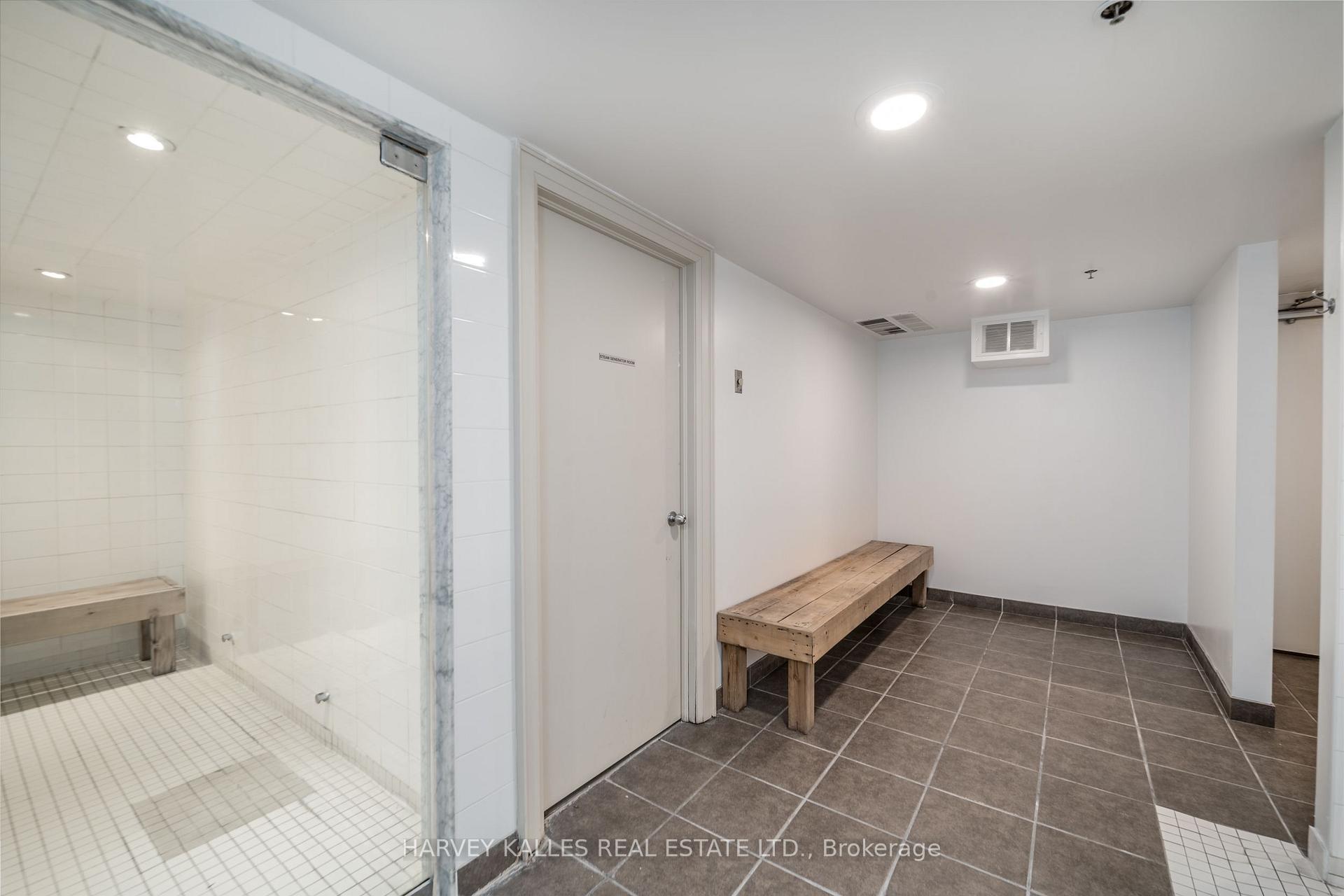 225 Wellesley Street E 313, Toronto Unit: 313