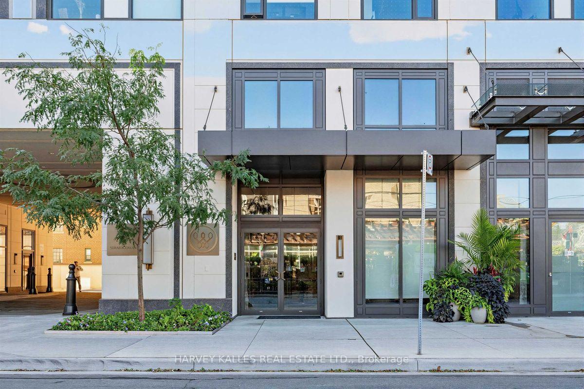 1 Strathgowan Avenue 605, Toronto Unit: 605