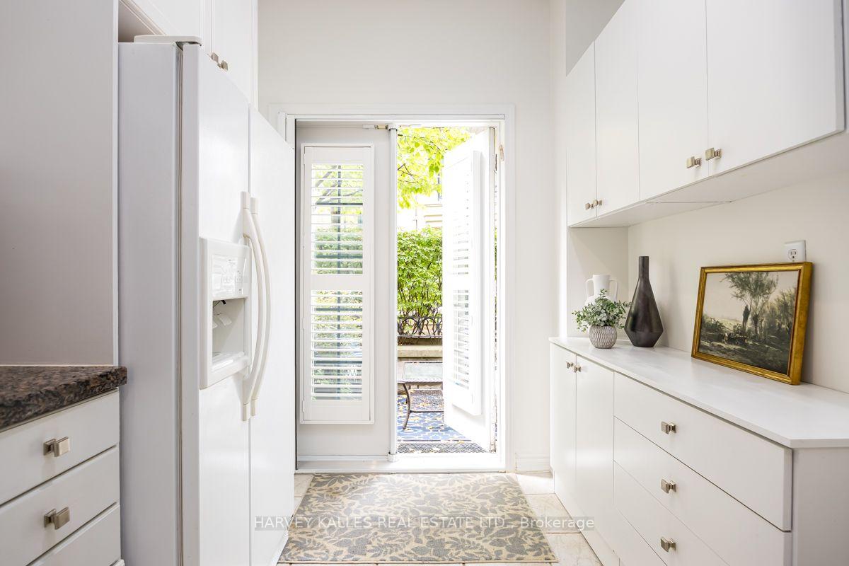 1 Baxter Street TH 9, Toronto Unit: TH 9