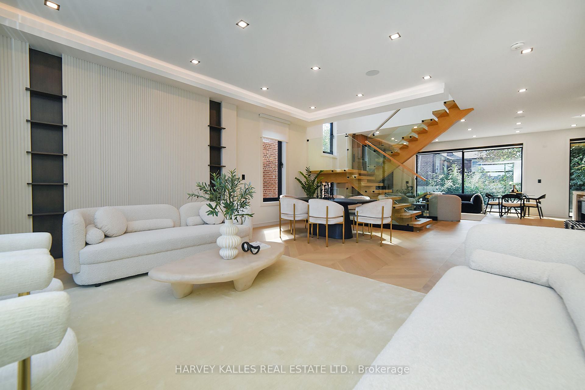 110 Mona Drive, Toronto