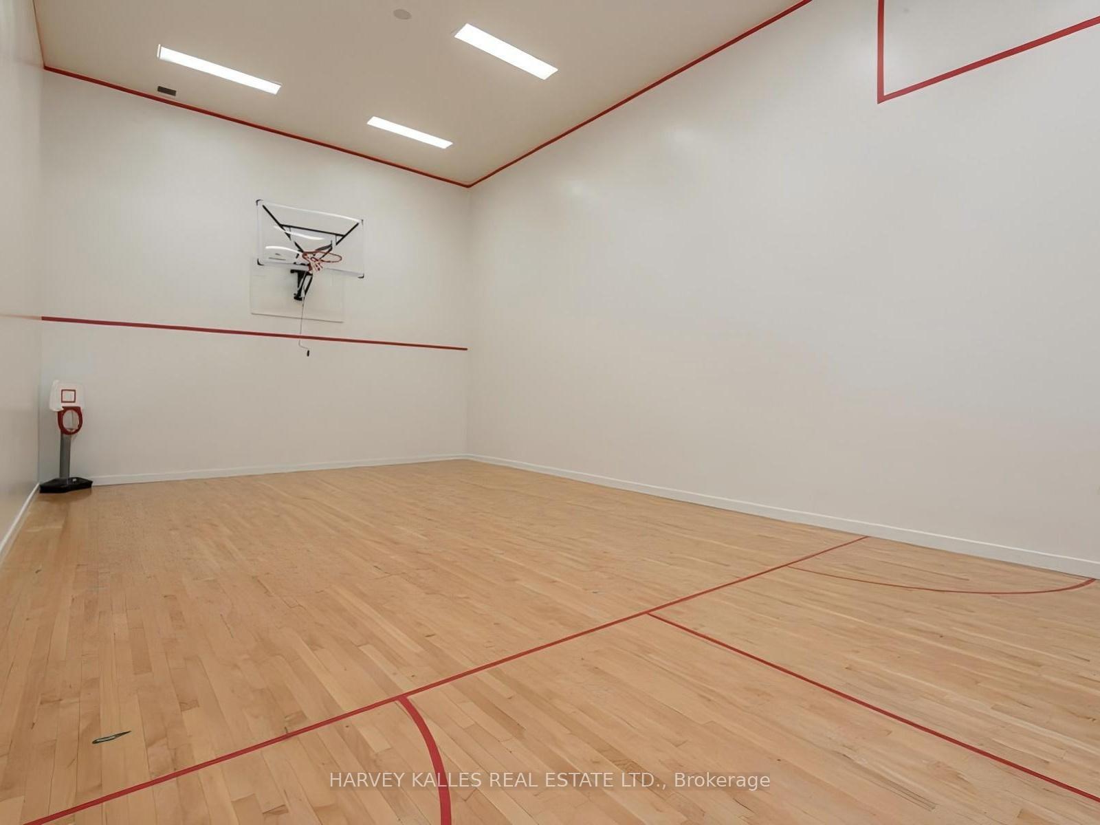 10 Yonge Street 705, Toronto Unit: 705