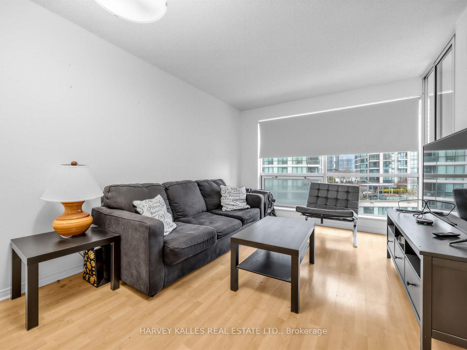 10 Yonge Street 705, Toronto Unit: 705