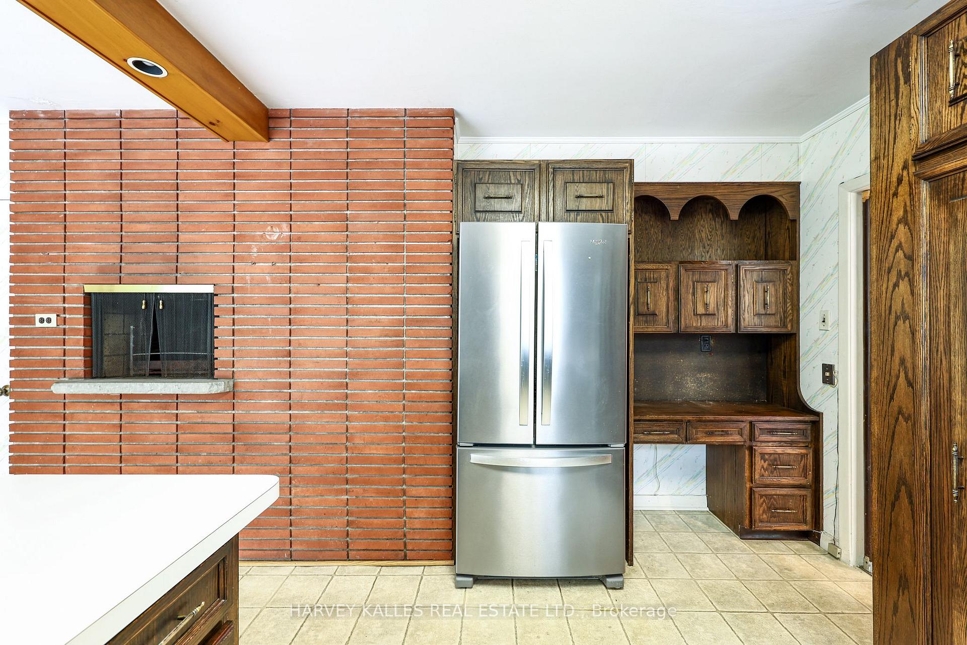 2 Clovestone Road, Toronto