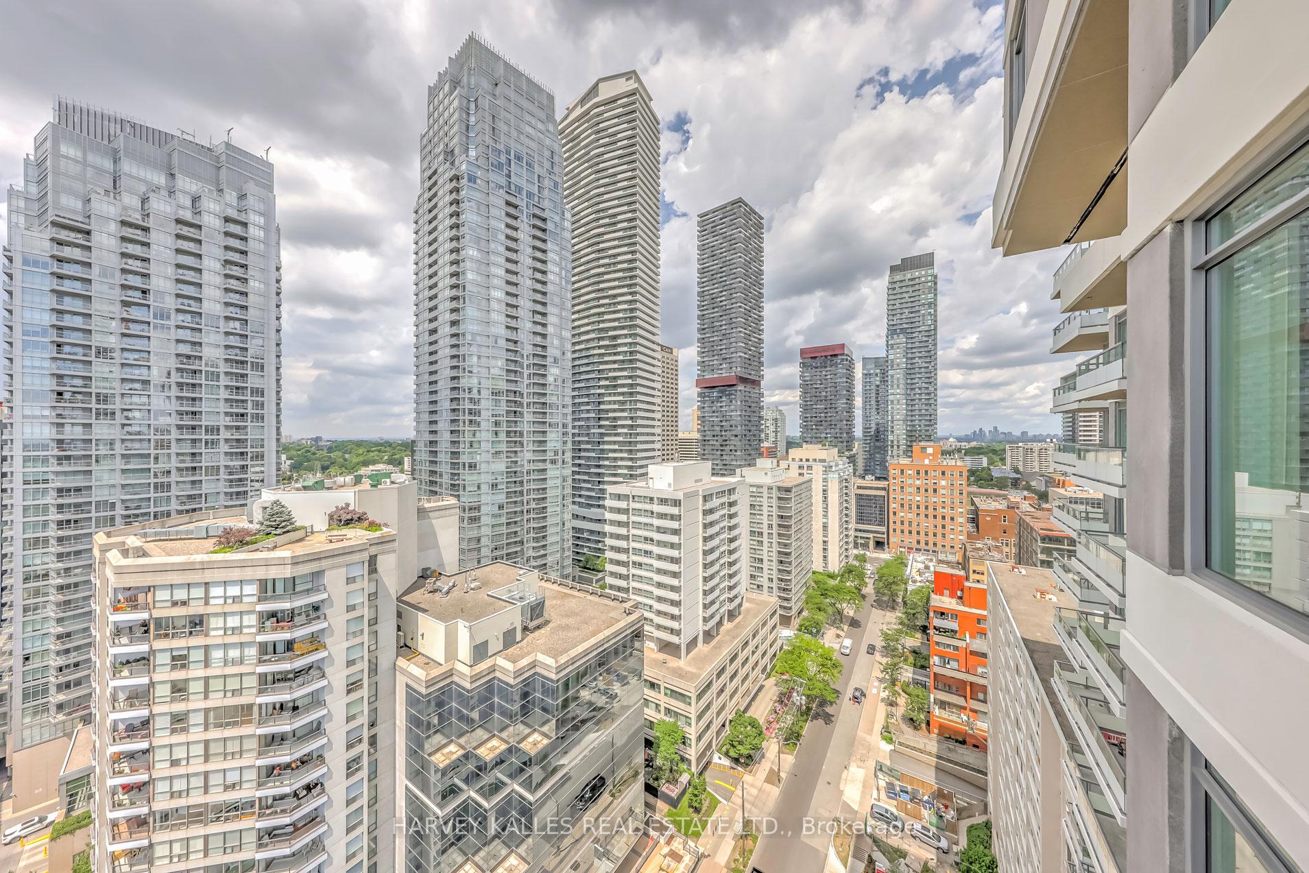 25 Holly Street 2209, Toronto Unit: 2209