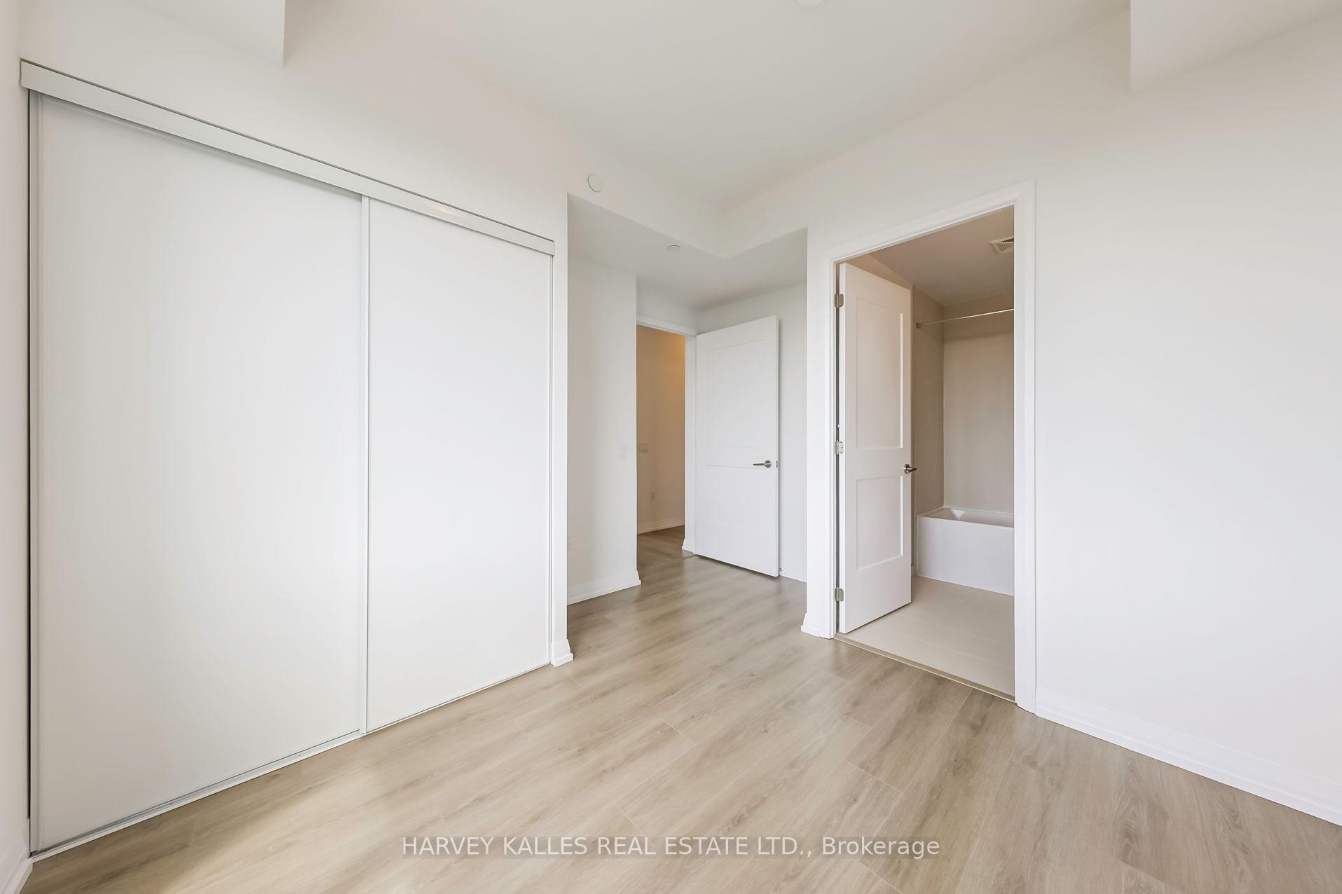 25 Holly Street 2209, Toronto Unit: 2209