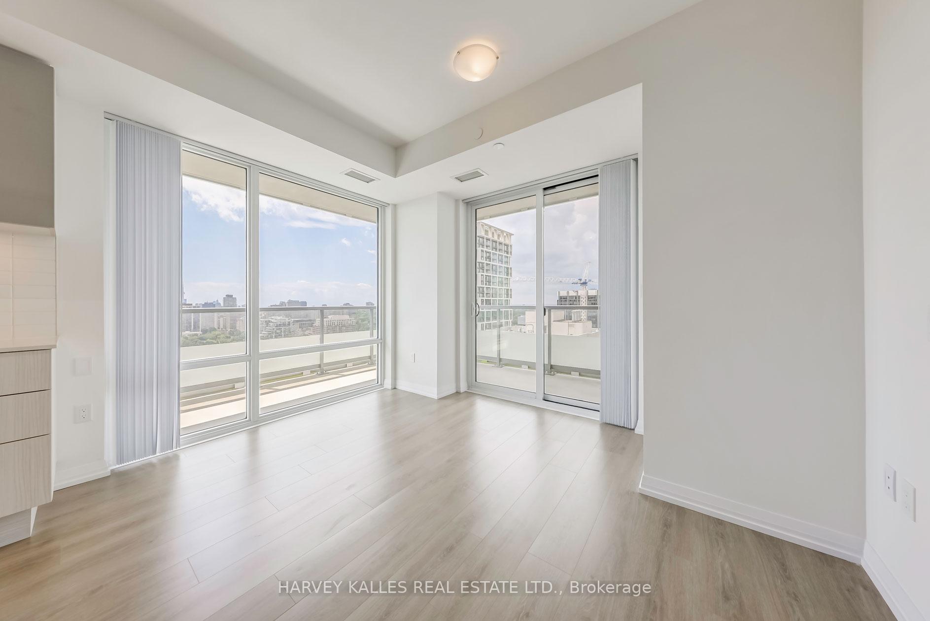 25 Holly Street 2209, Toronto Unit: 2209