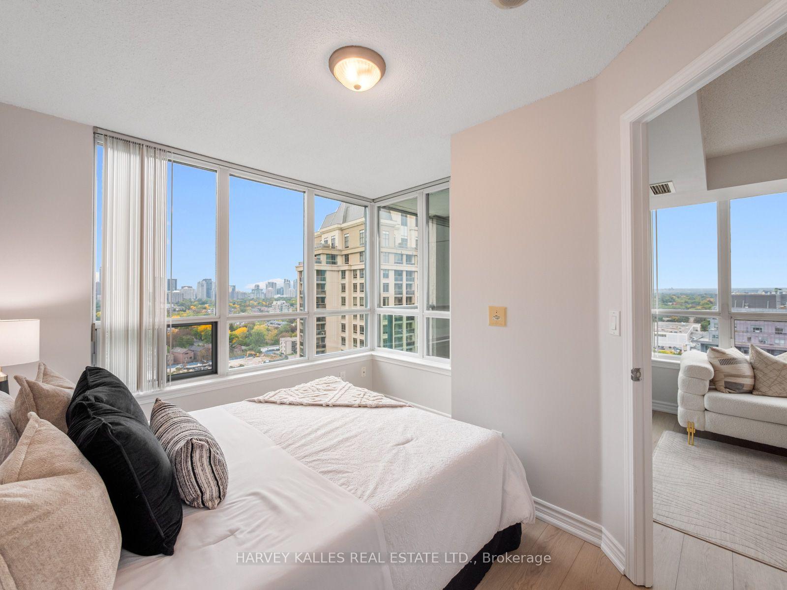 17 Barberry Place 1814, Toronto Unit: 1814