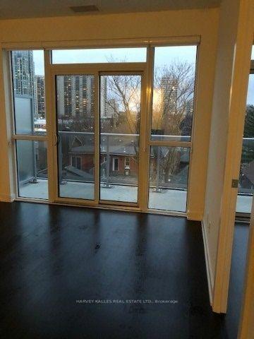 501 St Clair Avenue W 412, Toronto Unit: 412