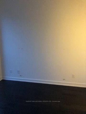 501 St Clair Avenue W 412, Toronto Unit: 412