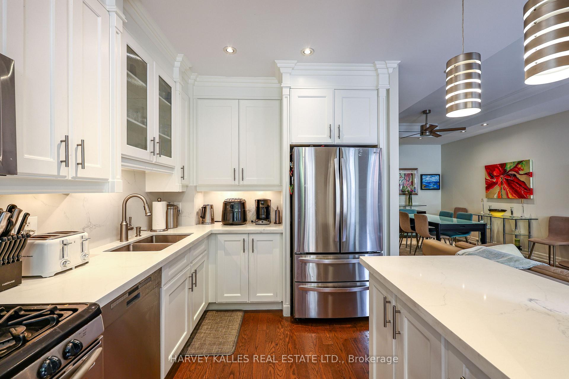 21 Burkebrook Place TH9, Toronto Unit: TH9