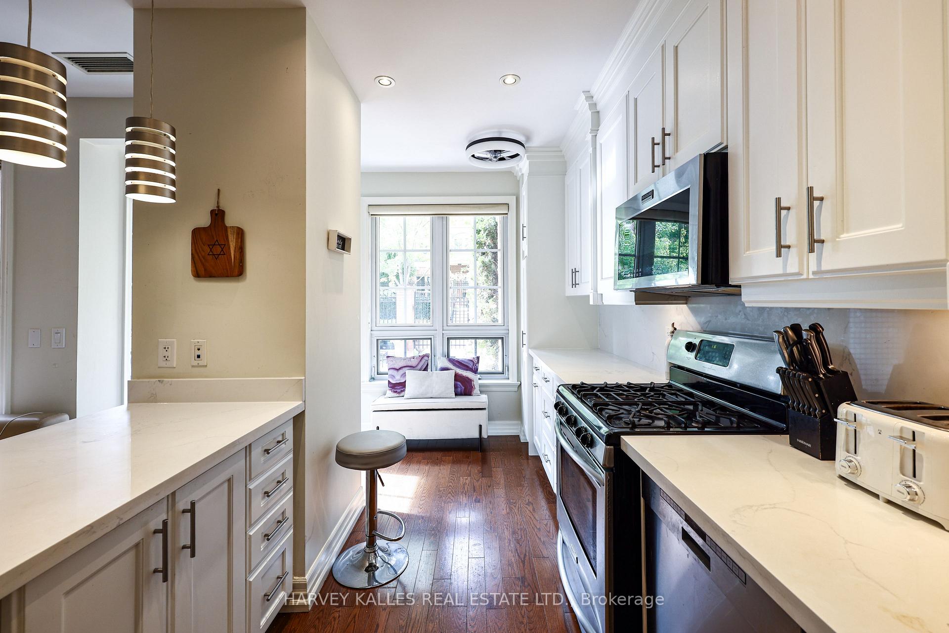 21 Burkebrook Place TH9, Toronto Unit: TH9