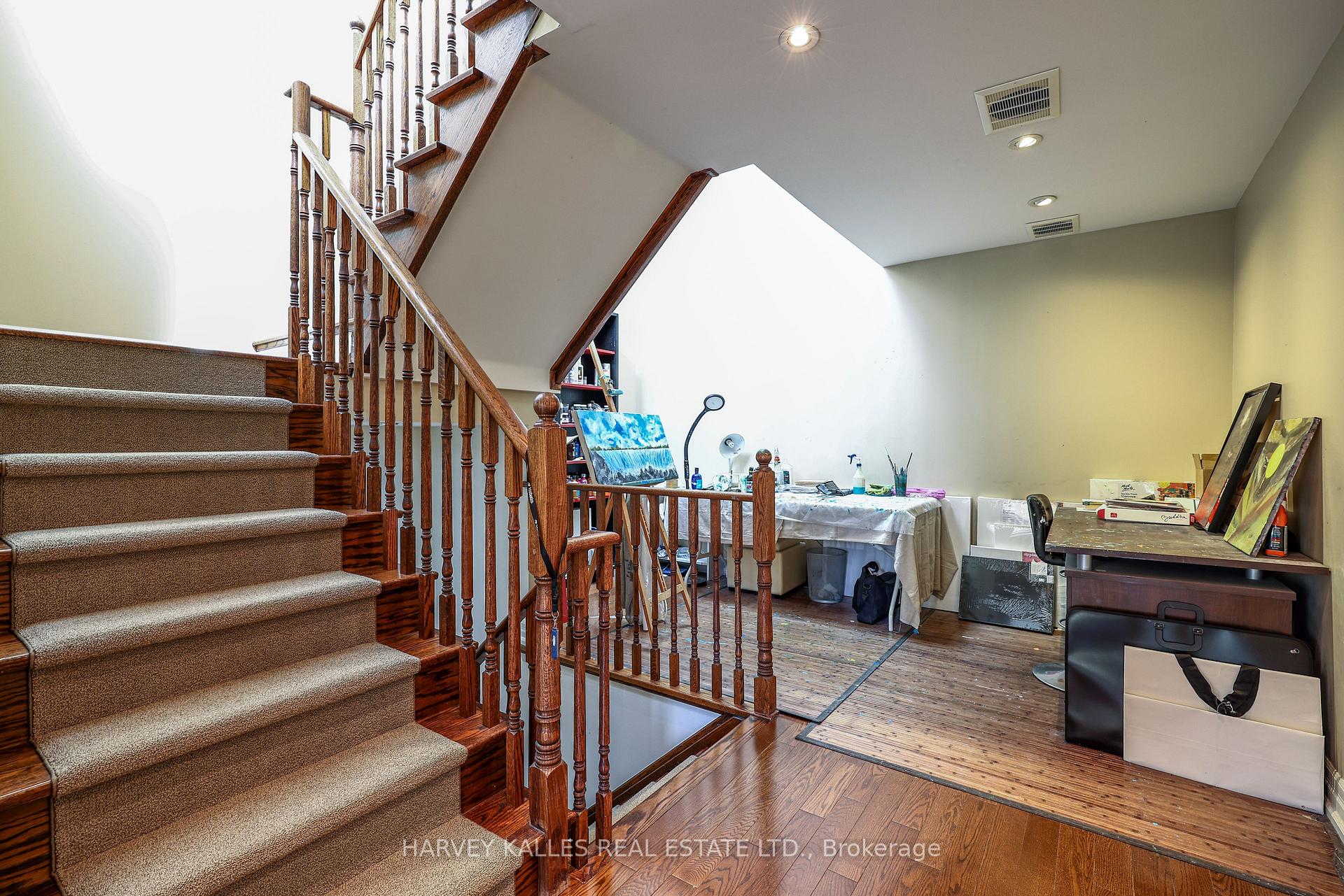 21 Burkebrook Place TH9, Toronto Unit: TH9