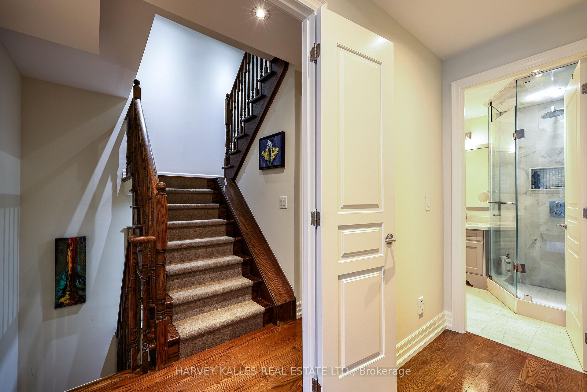 21 Burkebrook Place TH9, Toronto Unit: TH9