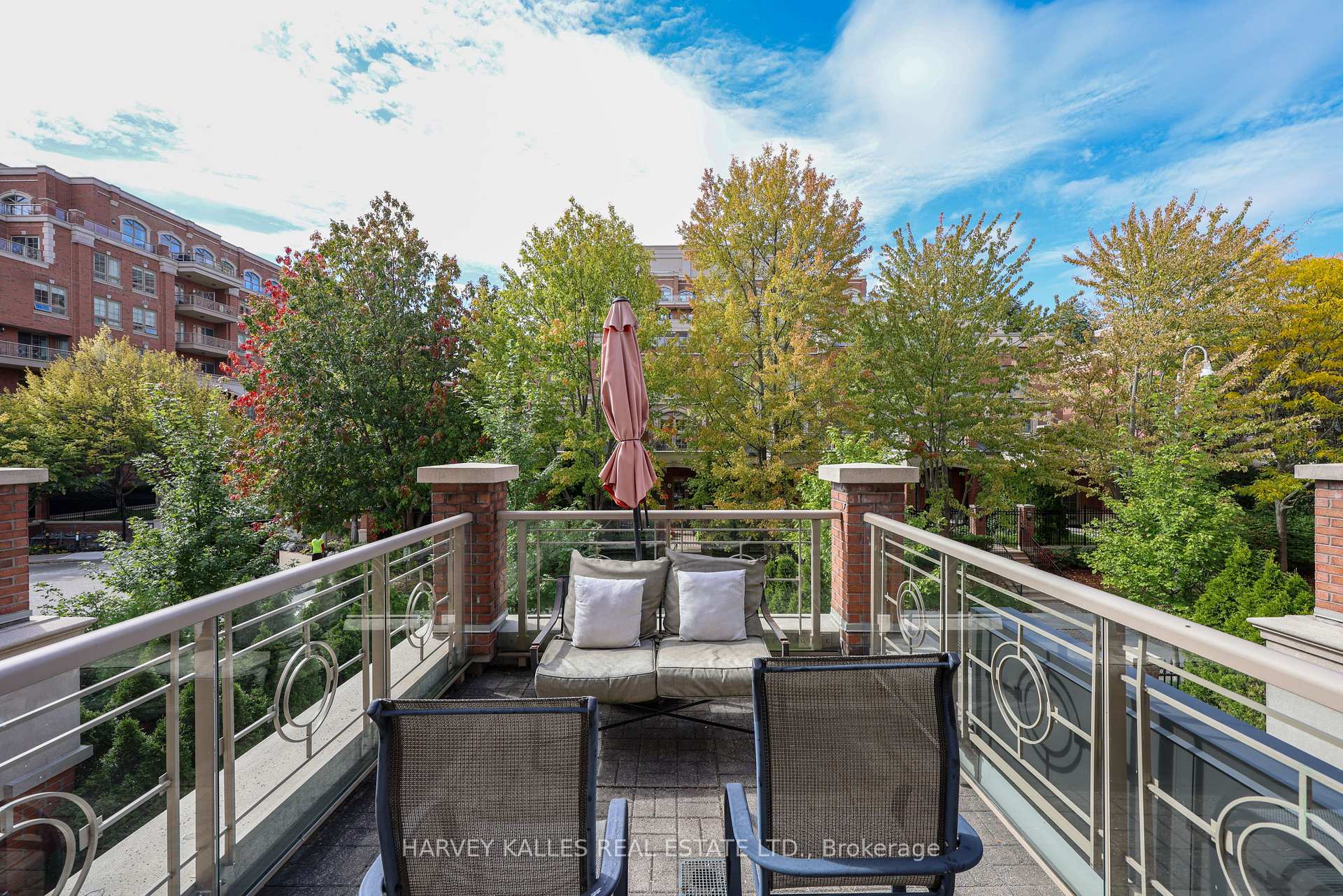 21 Burkebrook Place TH9, Toronto Unit: TH9