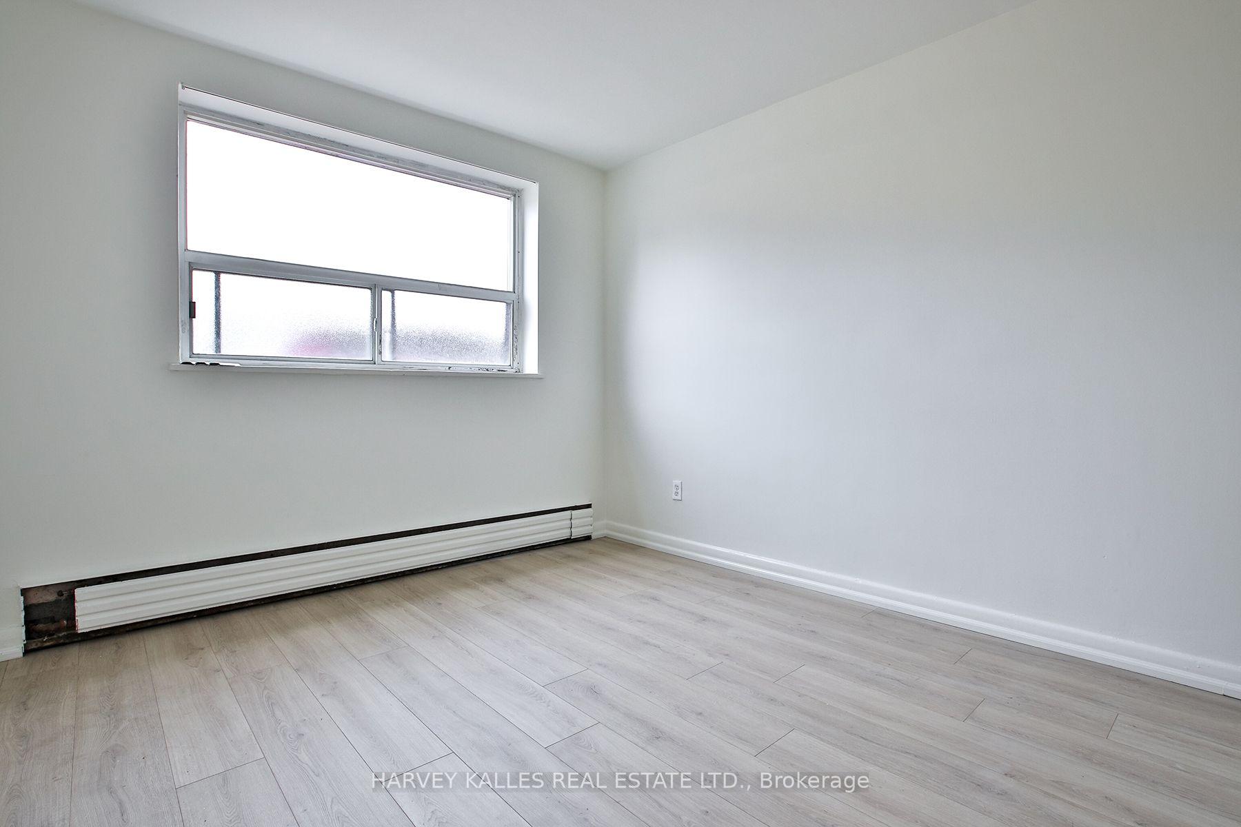 28 Fraserwood Avenue 2, Toronto Unit: 2