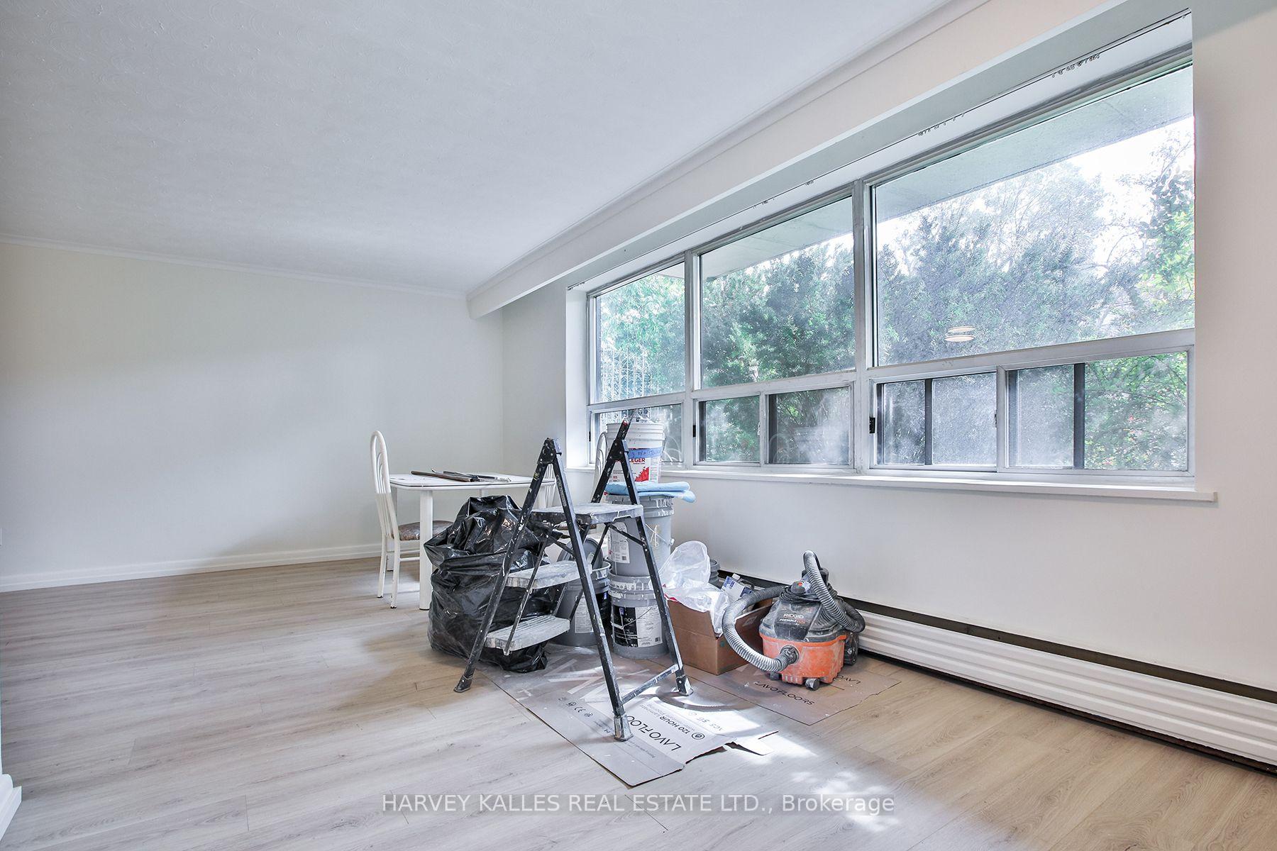 28 Fraserwood Avenue 2, Toronto Unit: 2