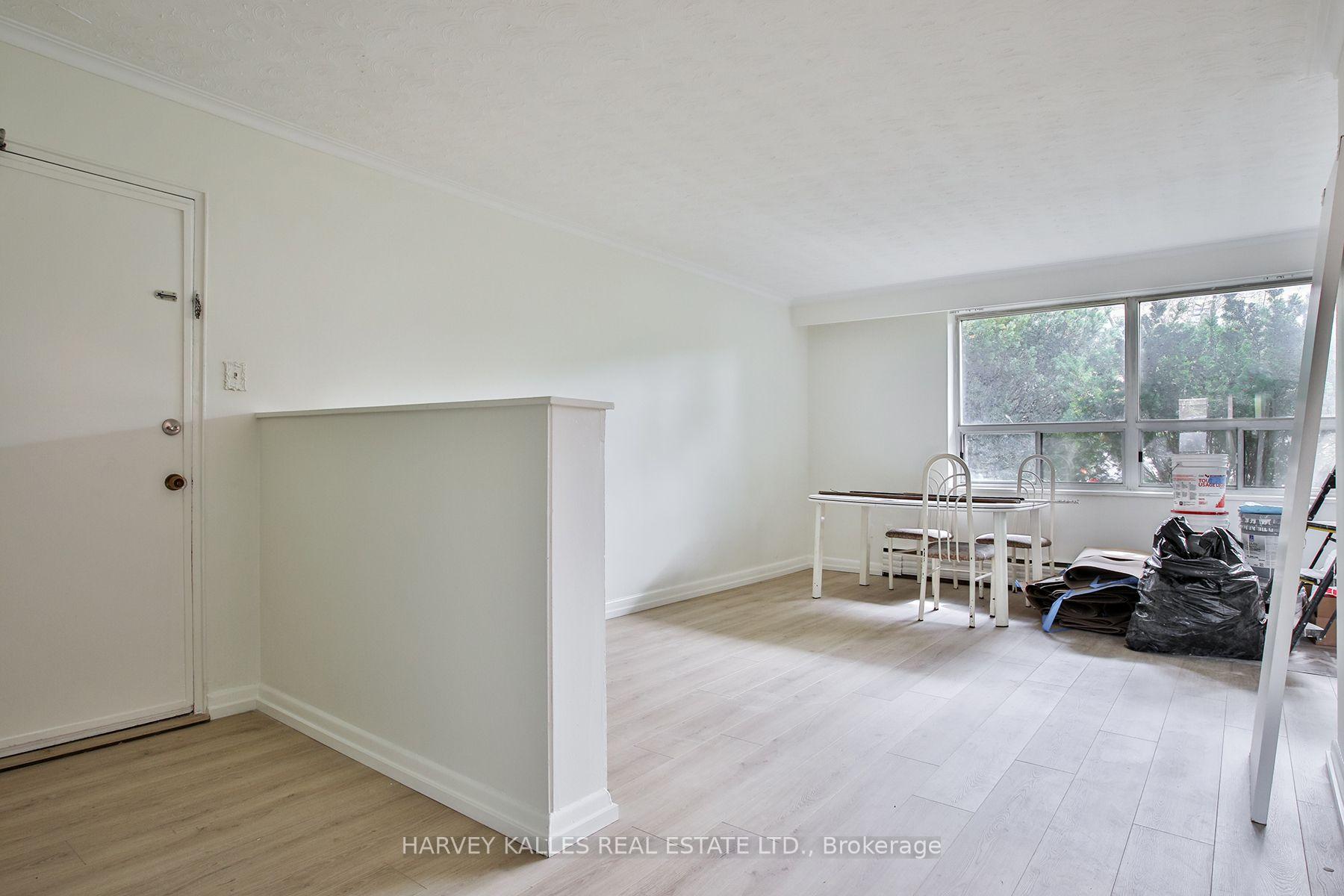 28 Fraserwood Avenue 2, Toronto Unit: 2