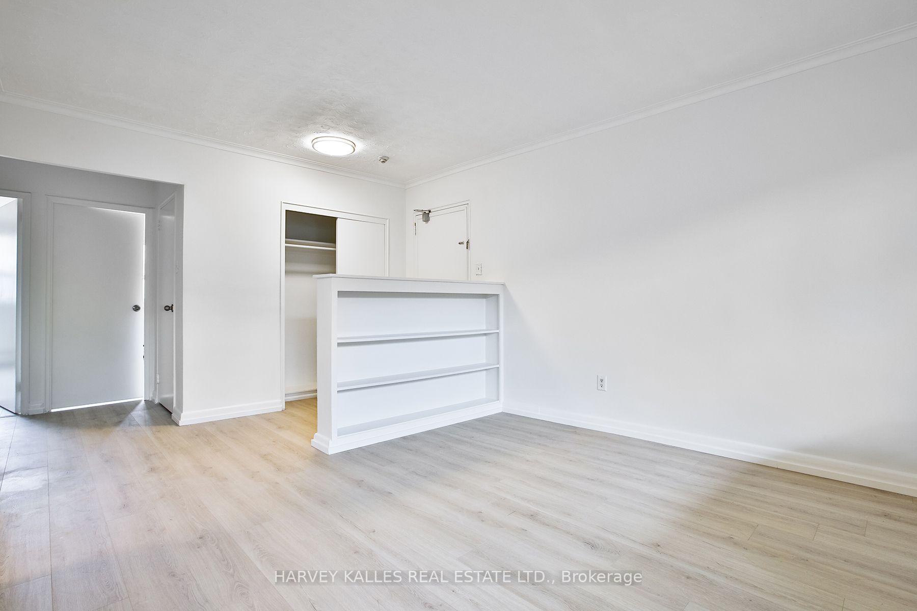 28 Fraserwood Avenue 2, Toronto Unit: 2