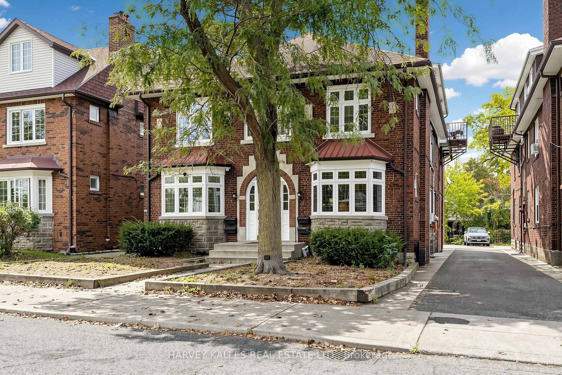 163 Highbourne Road North 2nd, Toronto Unit: North 2nd