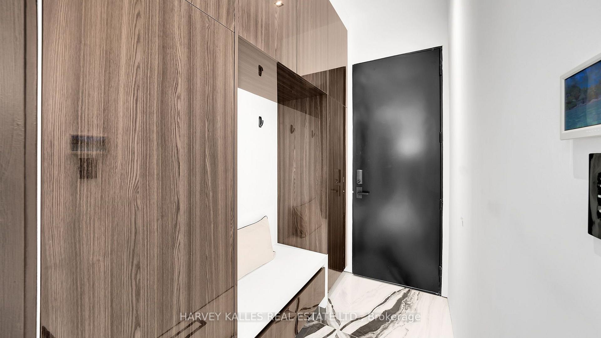 4 Douglas Crescent, Toronto
