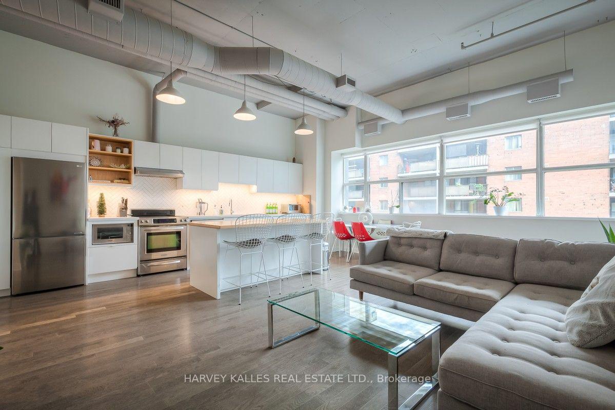 700 king Street W 608, Toronto Unit: 608