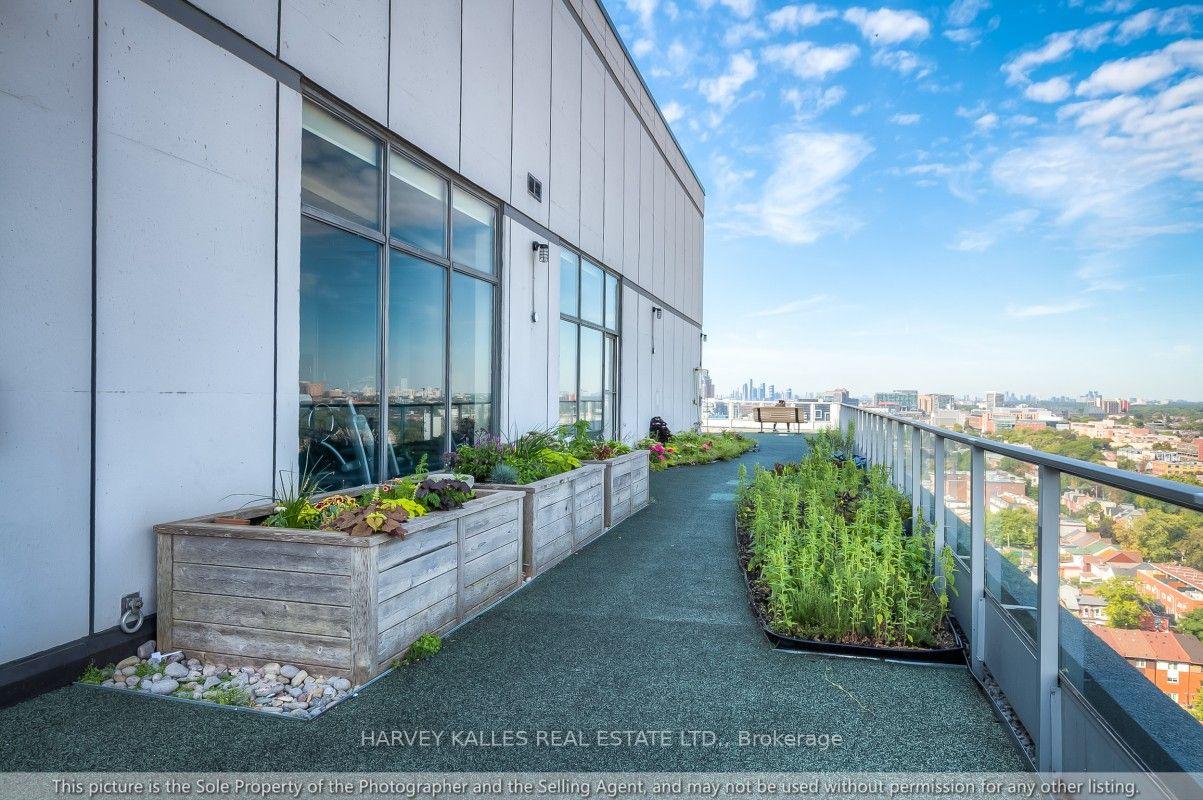 700 king Street W 608, Toronto Unit: 608