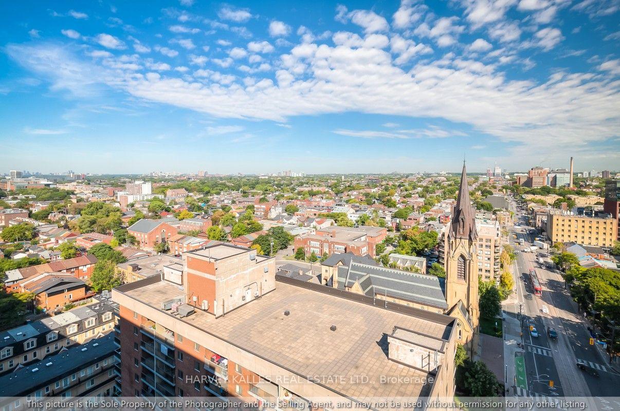 700 king Street W 608, Toronto Unit: 608