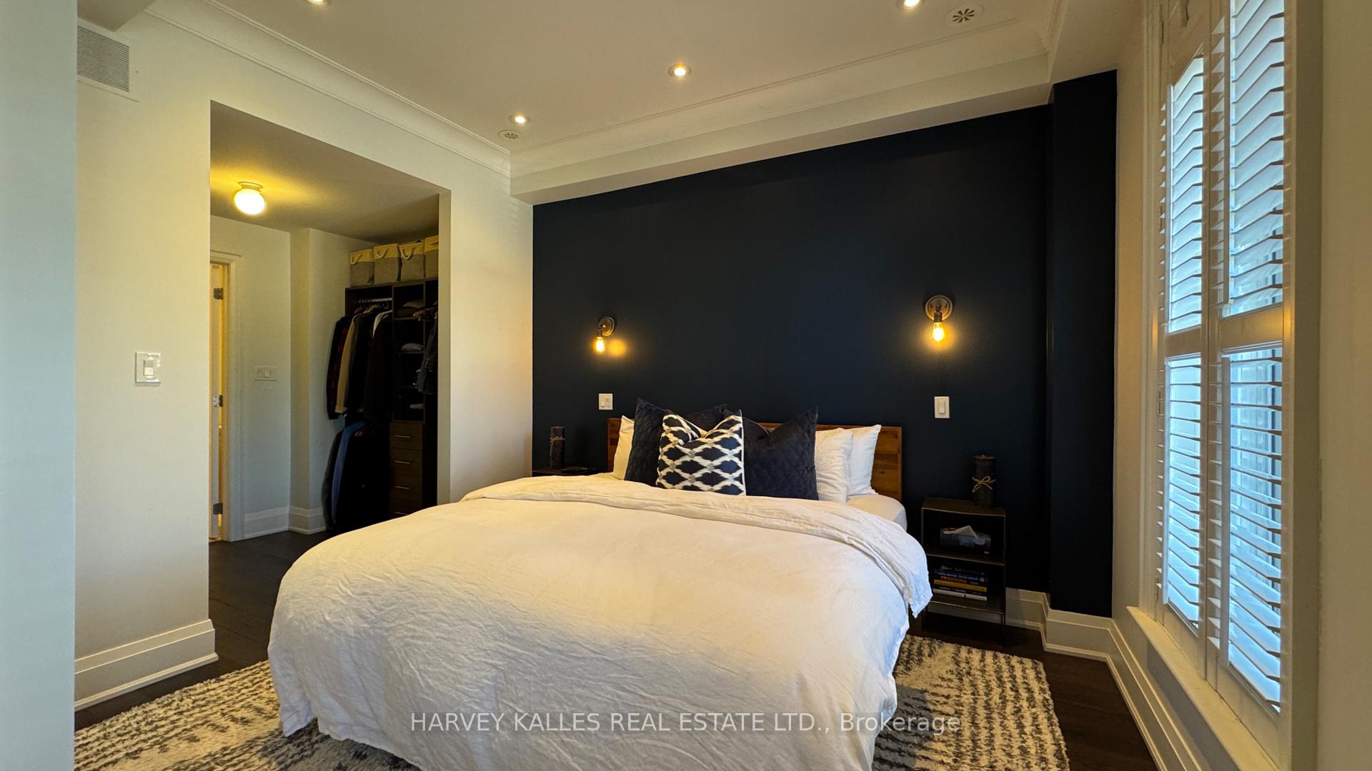1042 Avenue Road, Toronto