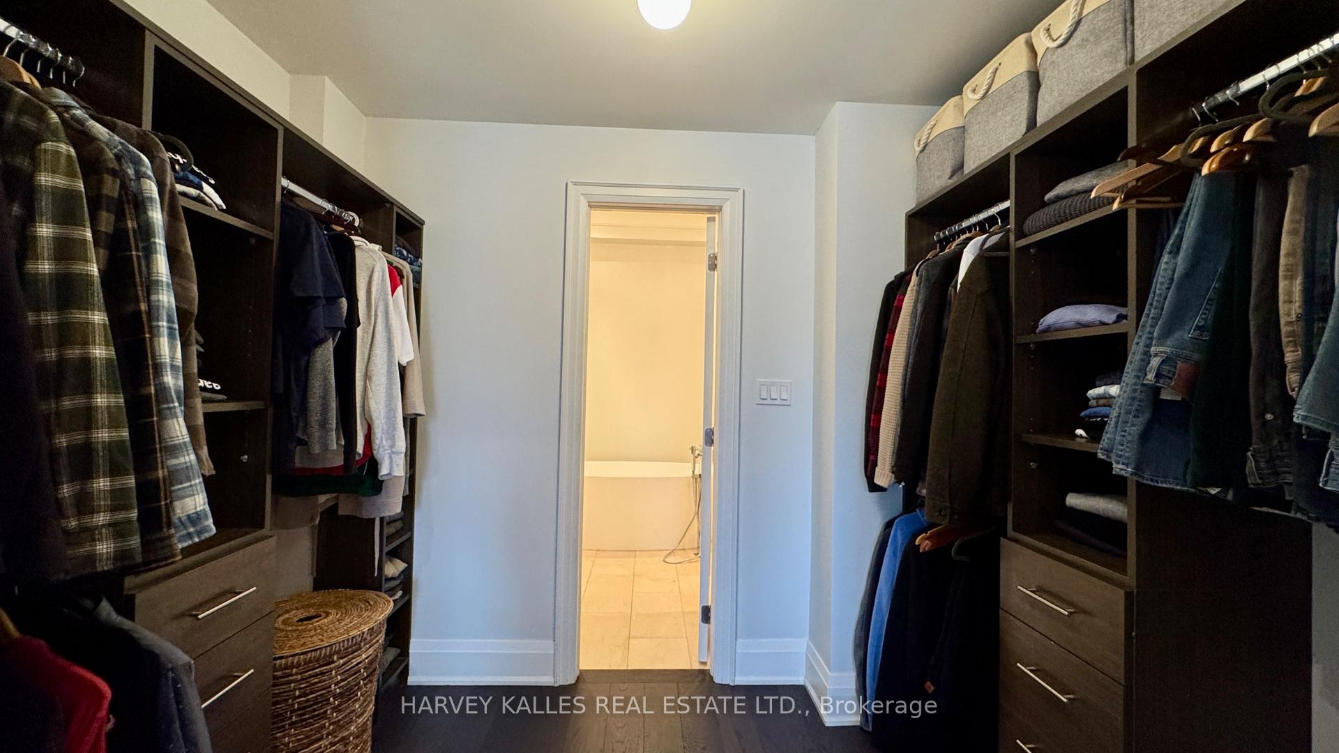 1042 Avenue Road, Toronto