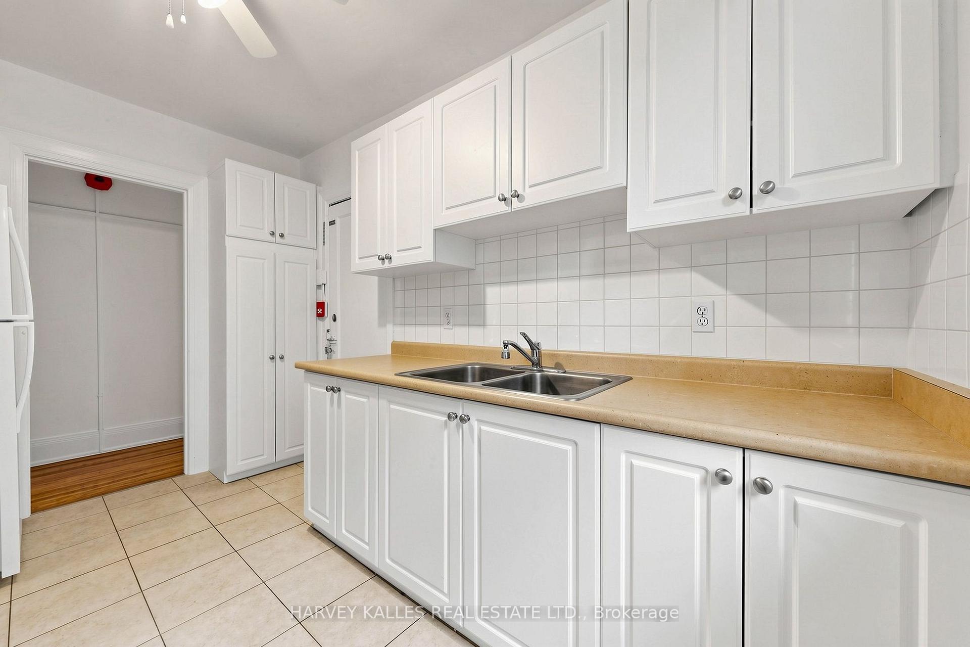 163 Highbourne Road South 2nd, Toronto Unit: South 2nd