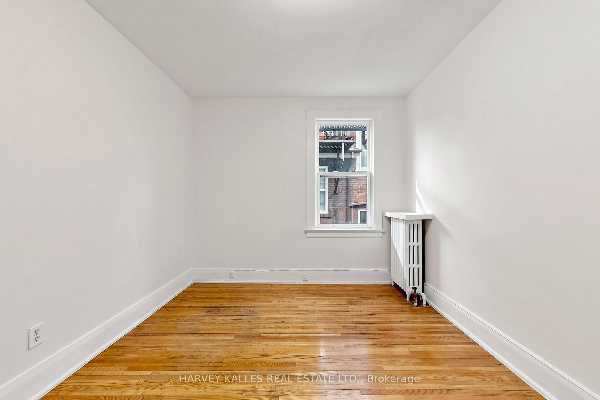 163 Highbourne Road South 2nd, Toronto Unit: South 2nd