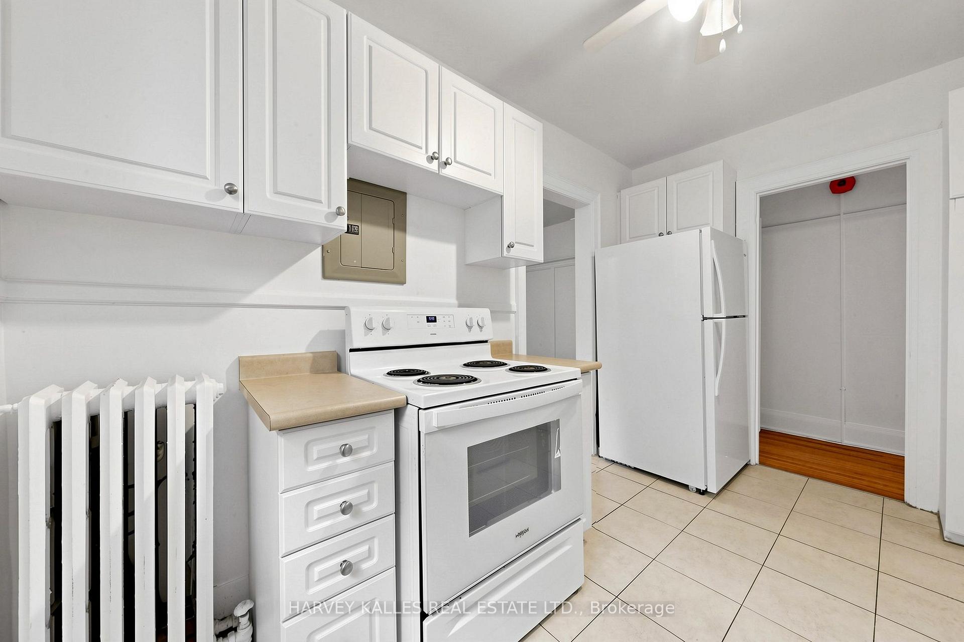 163 Highbourne Road South 2nd, Toronto Unit: South 2nd