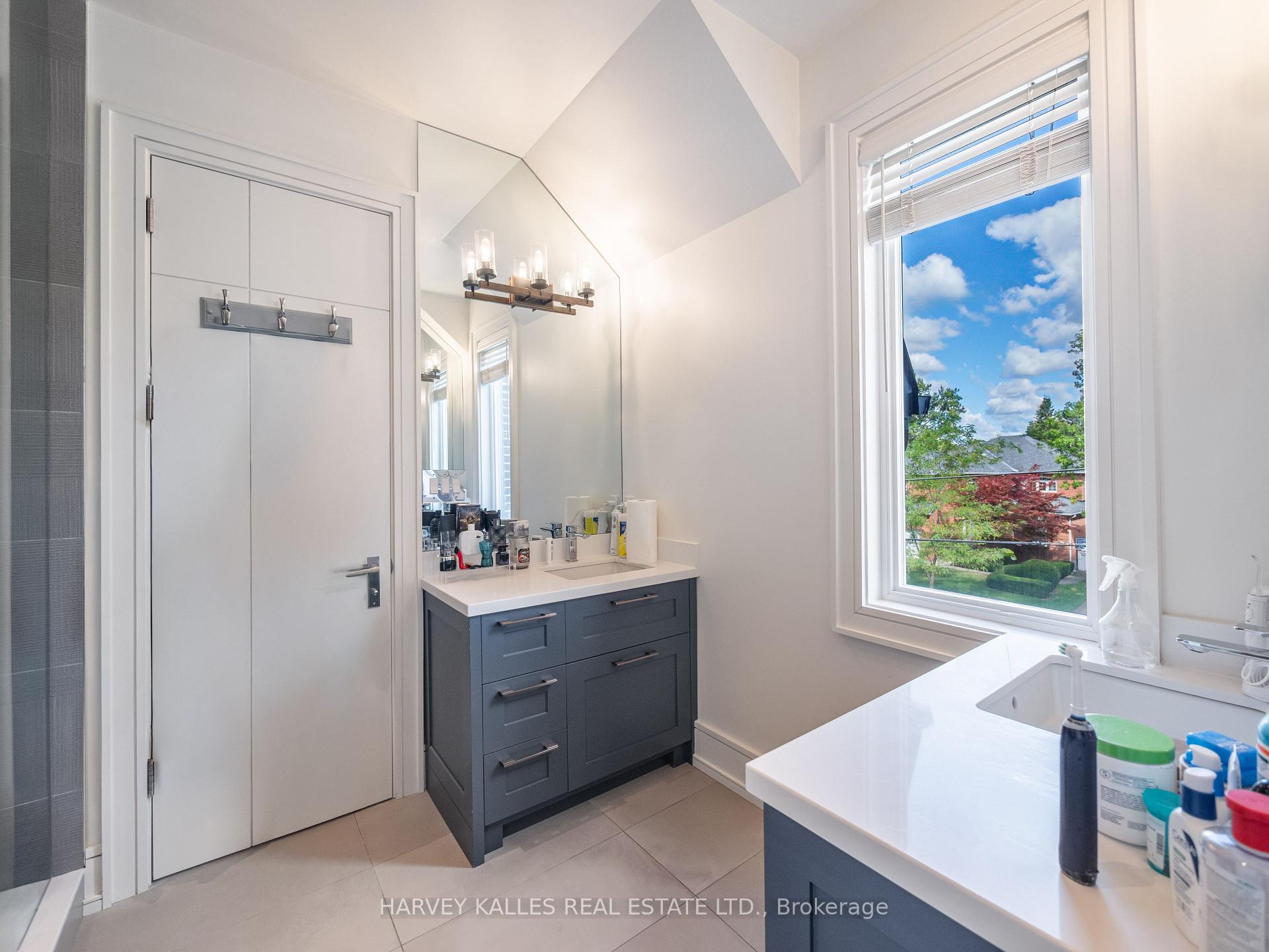 267 Empress Avenue, Toronto