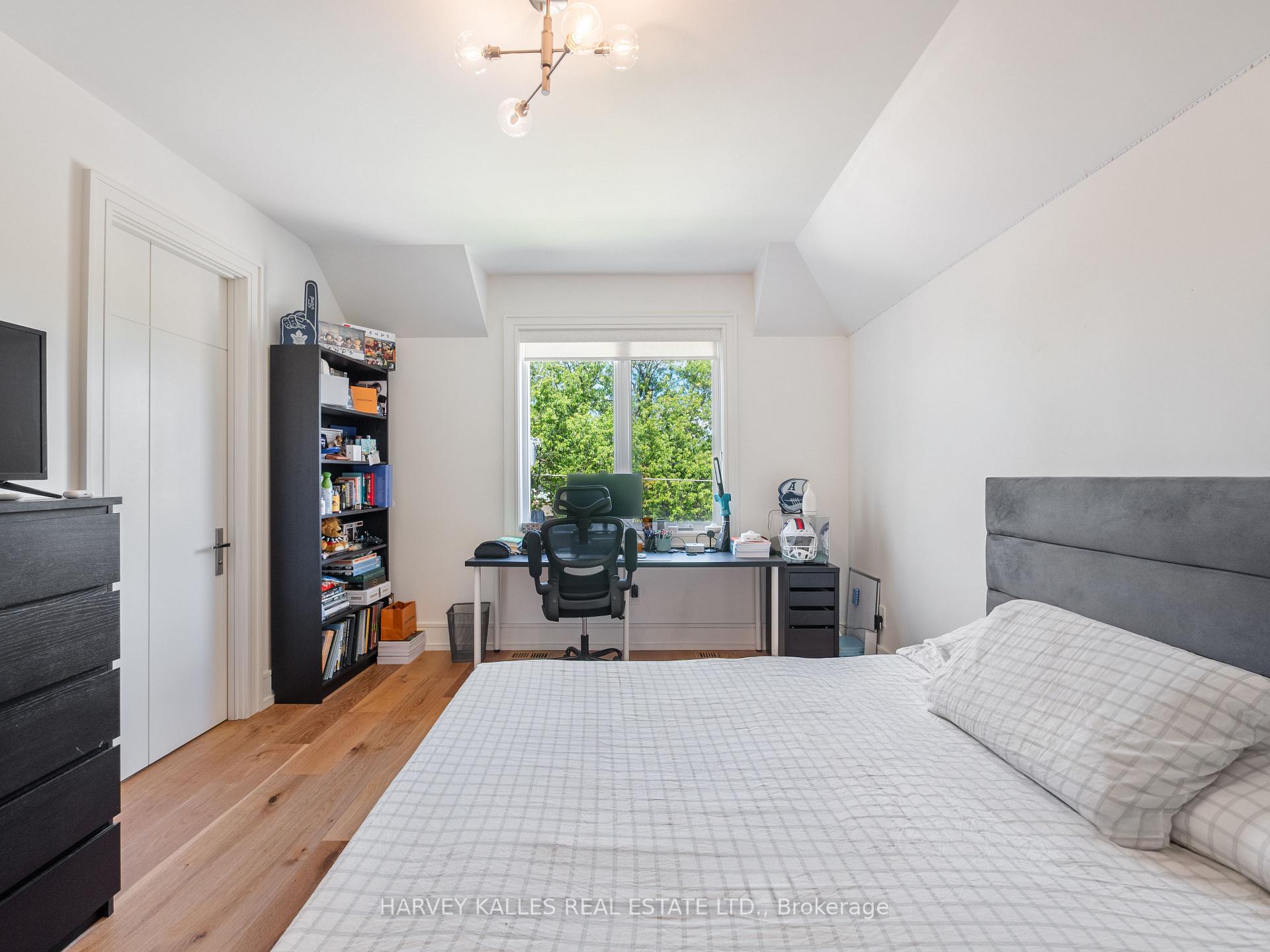 267 Empress Avenue, Toronto
