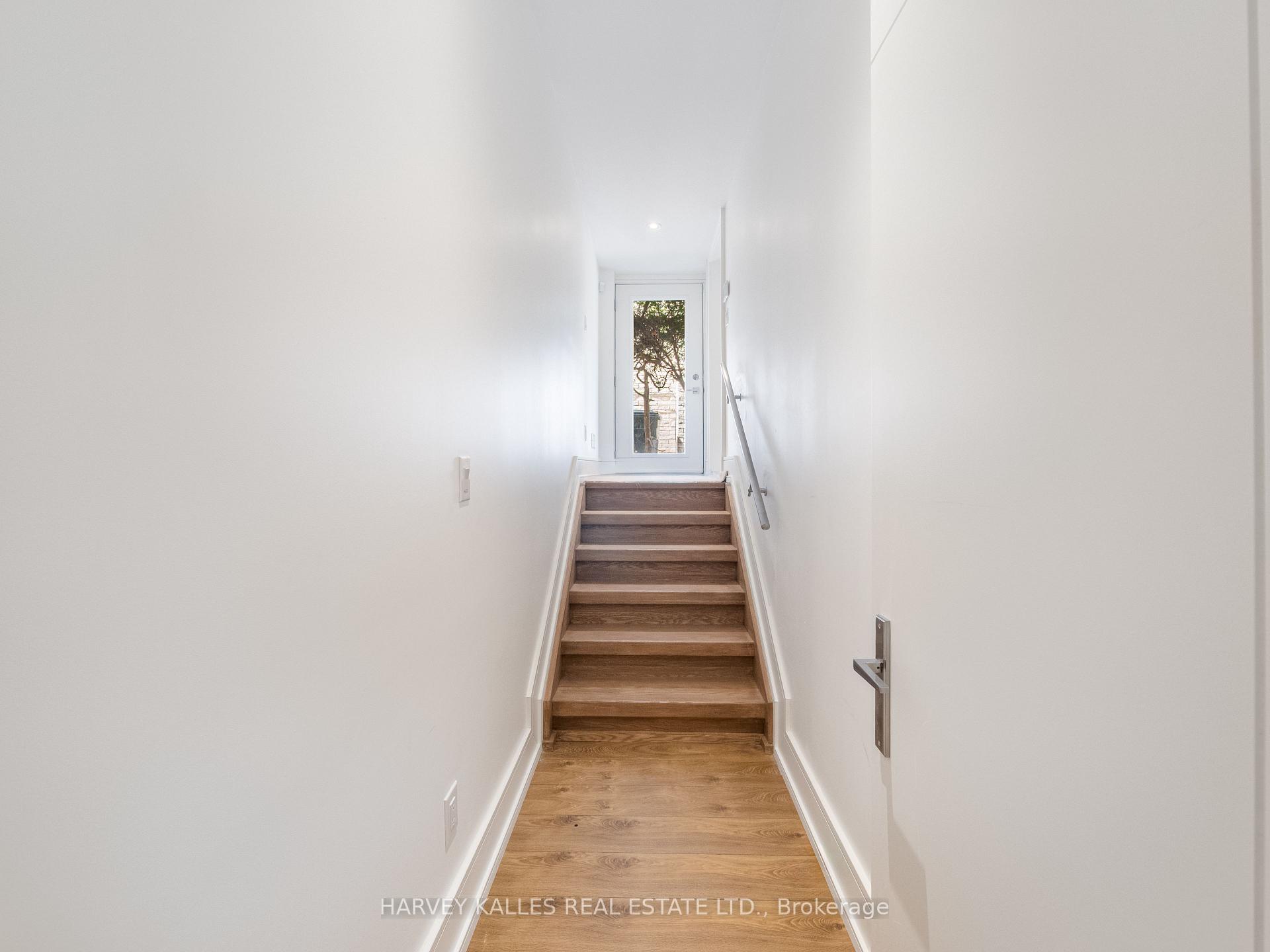 267 Empress Avenue, Toronto