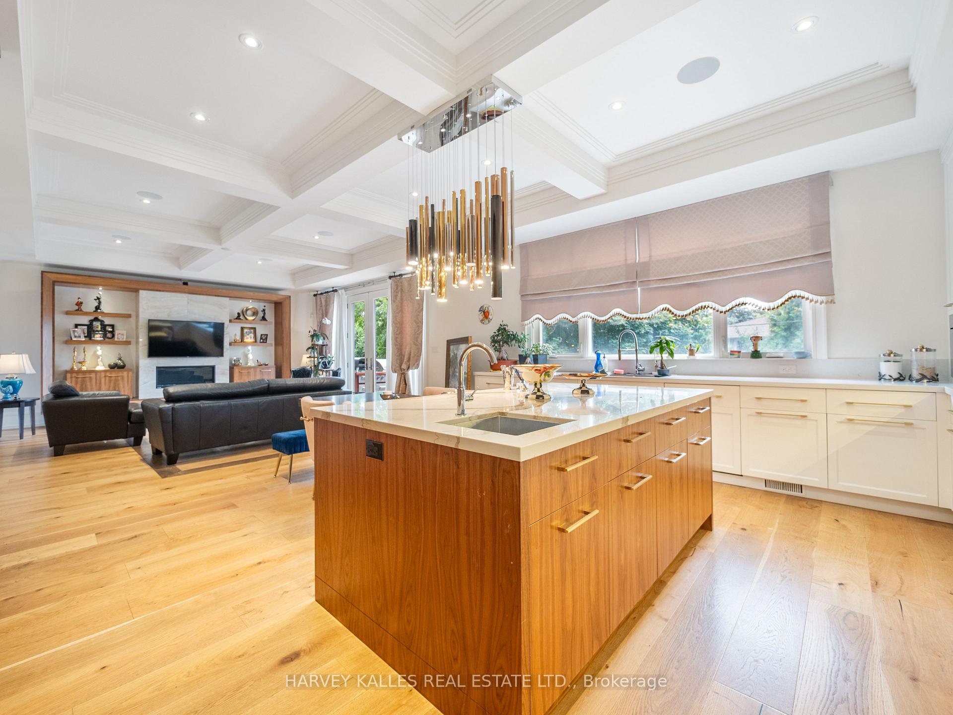 267 Empress Avenue, Toronto