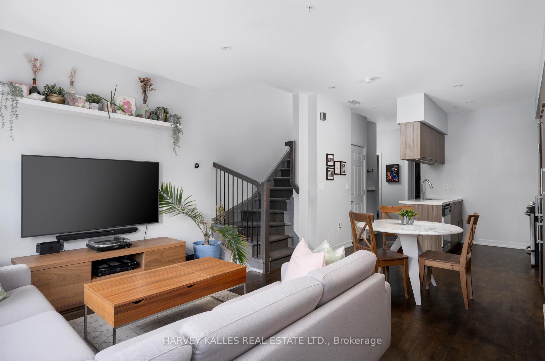 140 Broadview Avenue 45
