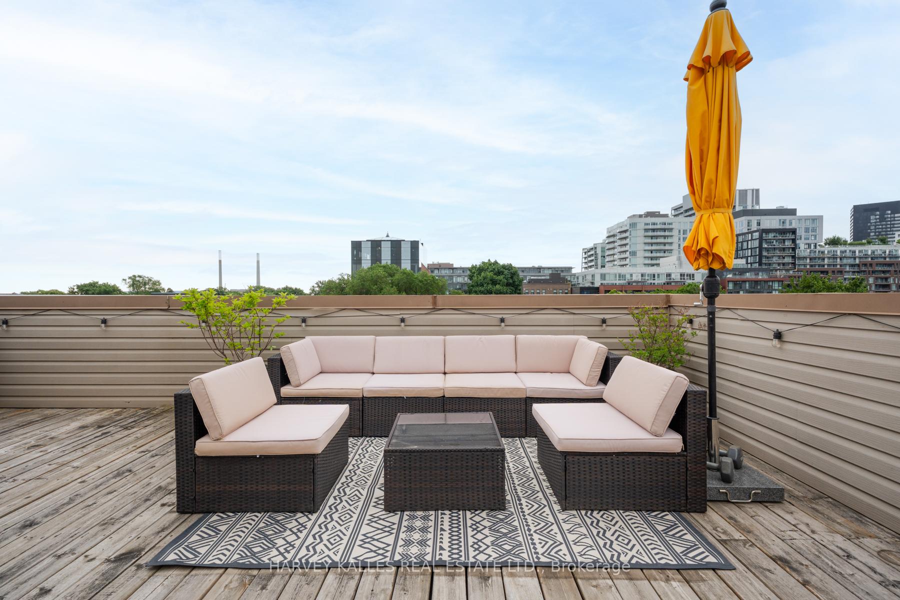 140 Broadview Avenue 45