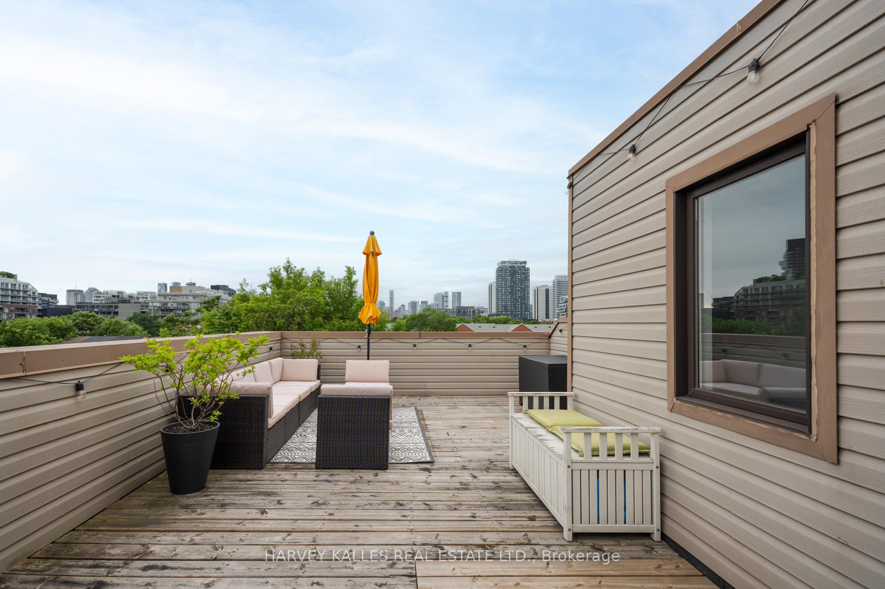 140 Broadview Avenue 45