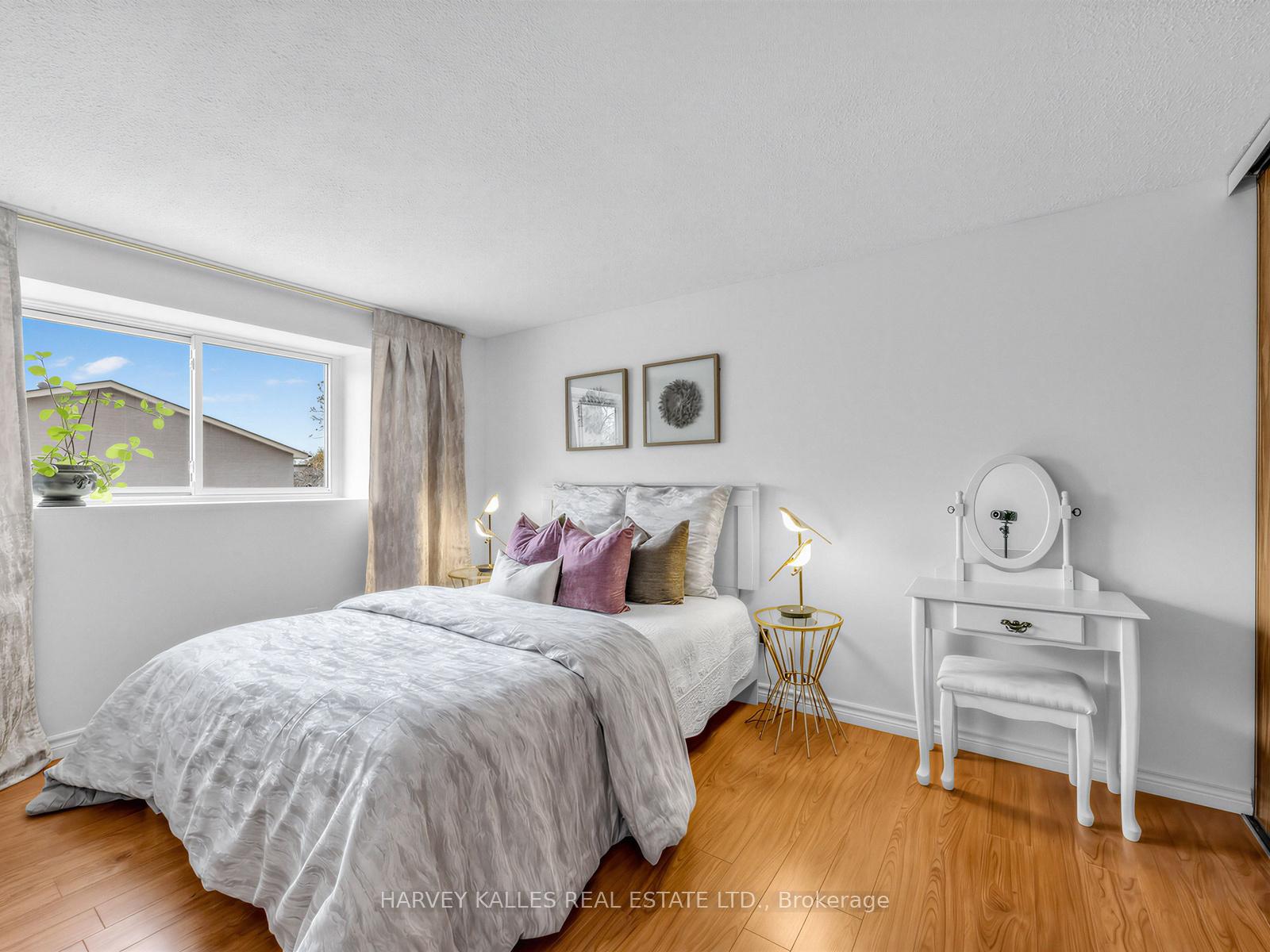 25 Collinsgrove Road 155