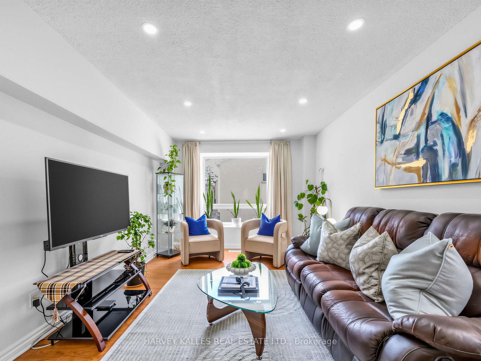 25 Collinsgrove Road 155