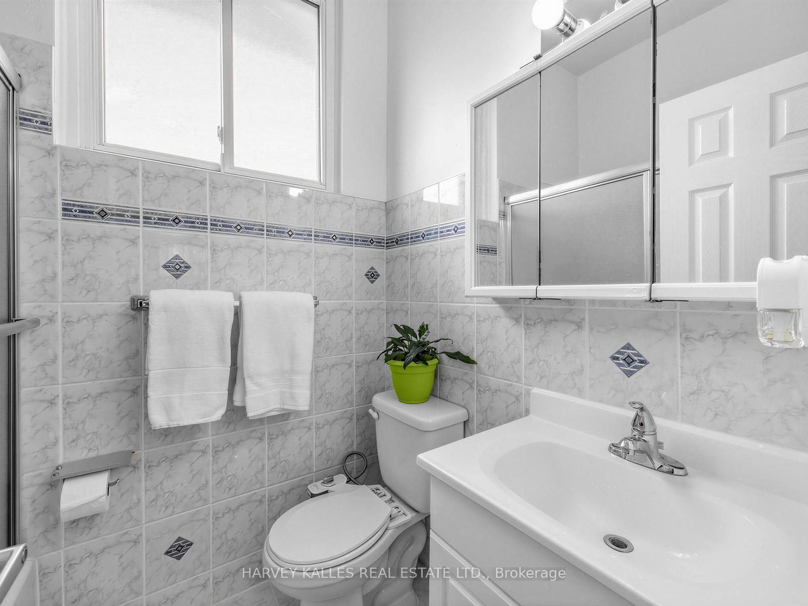 25 Collinsgrove Road 155