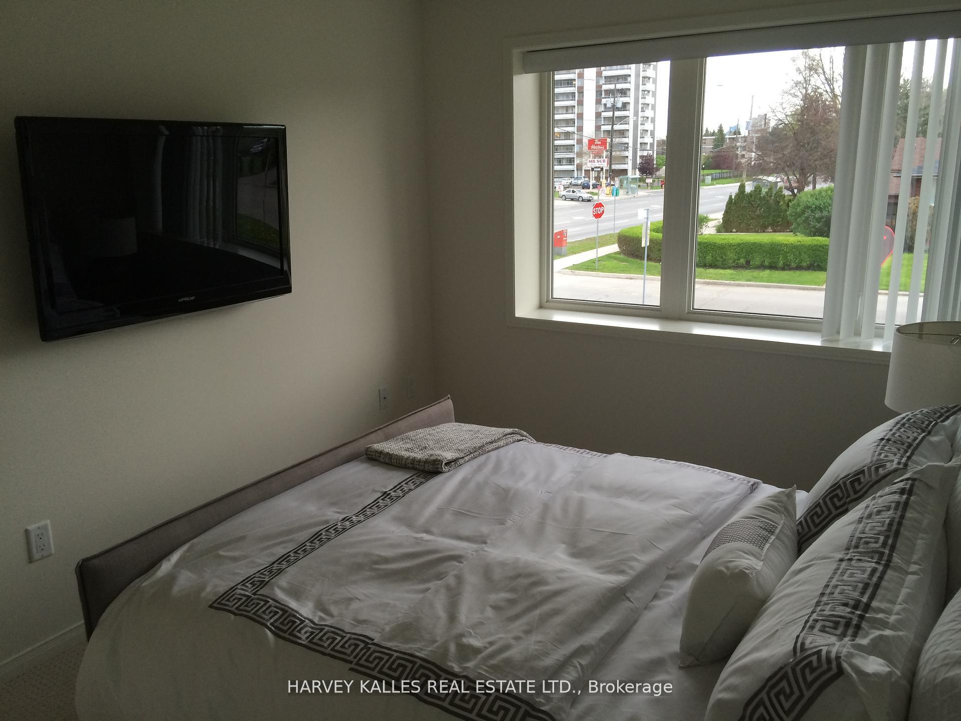 1971 Victoria Park Avenue 11, Toronto Unit: 11