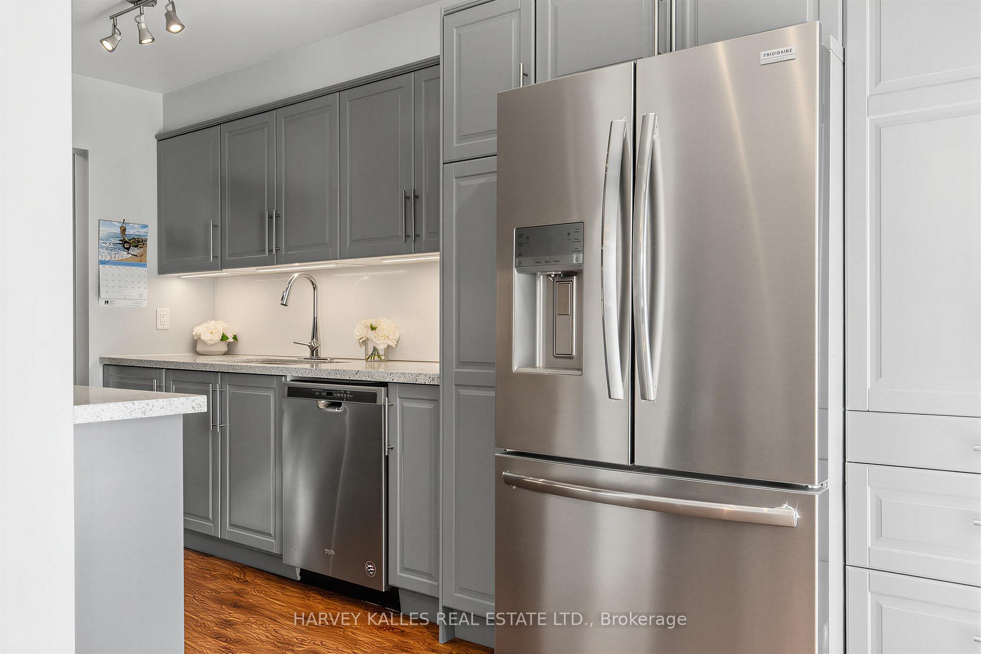 1180 Sandhurst Circle 2, Toronto Unit: 2