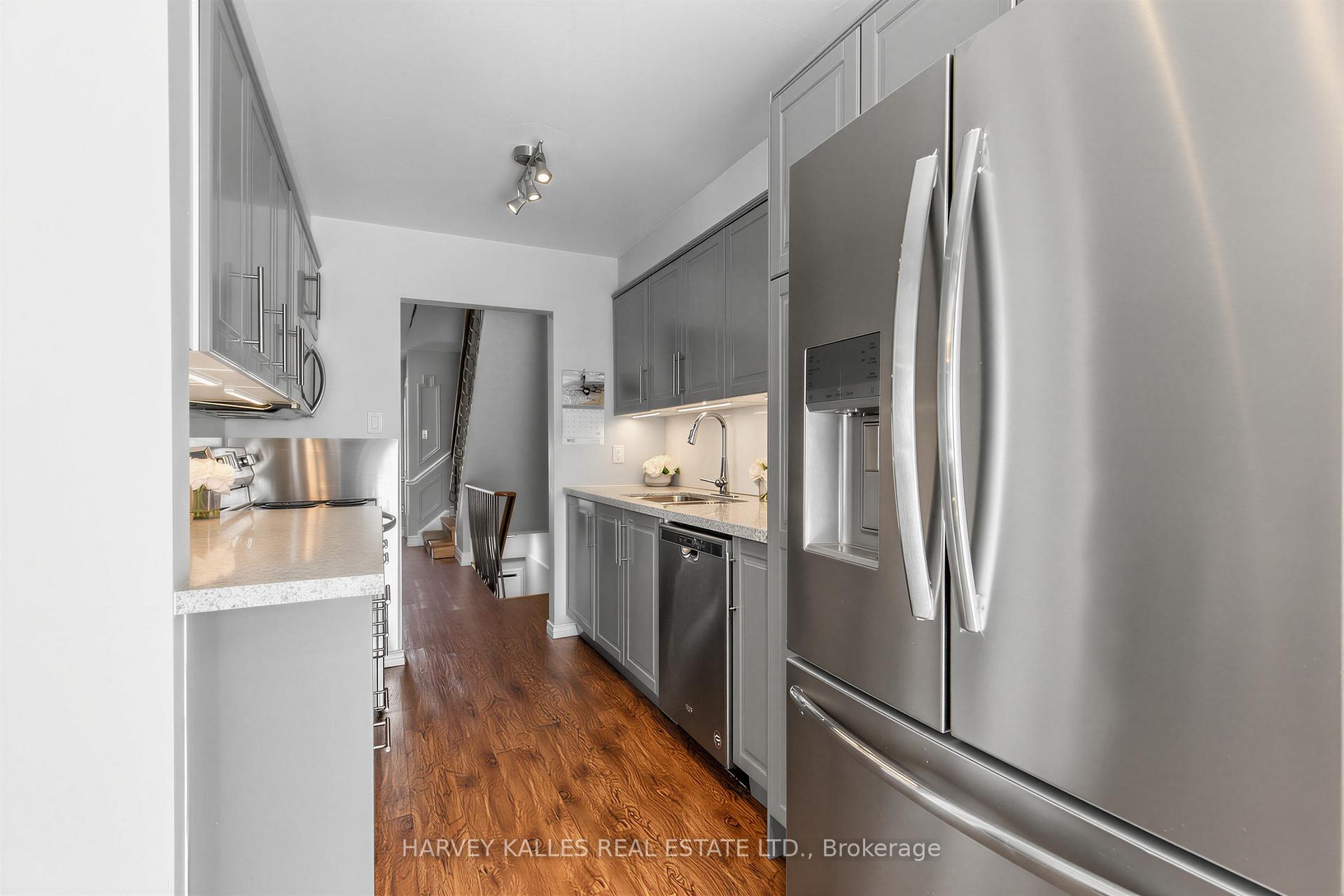1180 Sandhurst Circle 2, Toronto Unit: 2