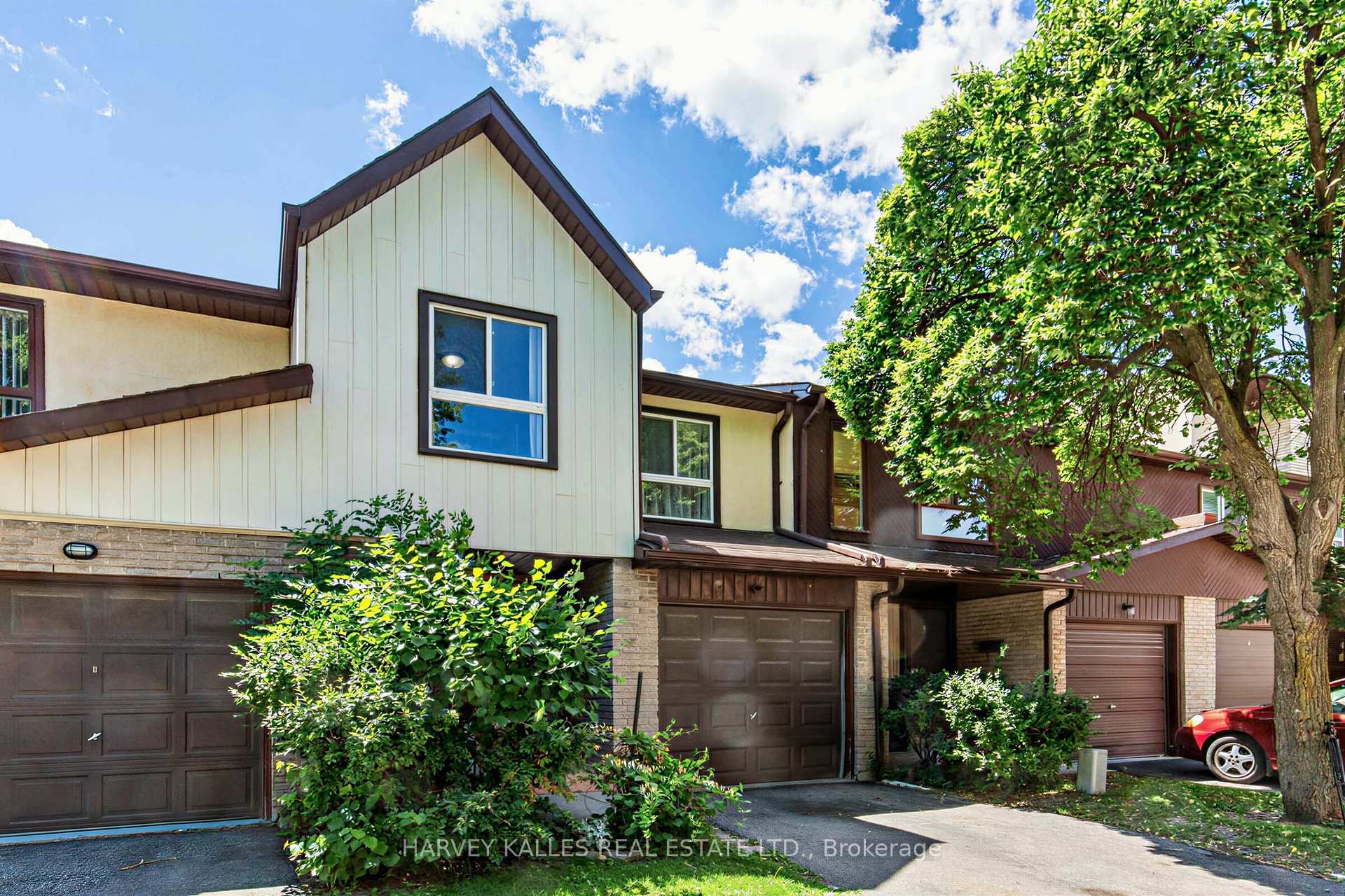1180 Sandhurst Circle 2, Toronto Unit: 2