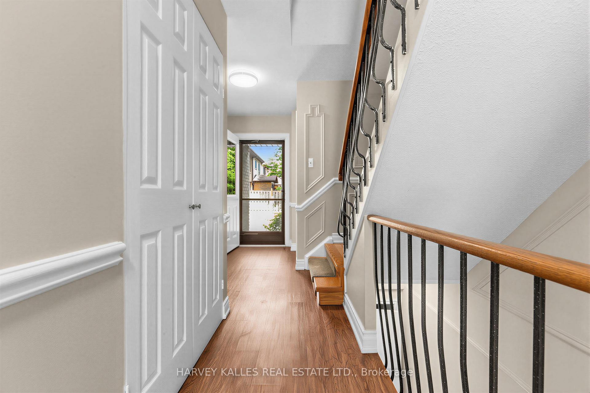 1180 Sandhurst Circle 2, Toronto Unit: 2