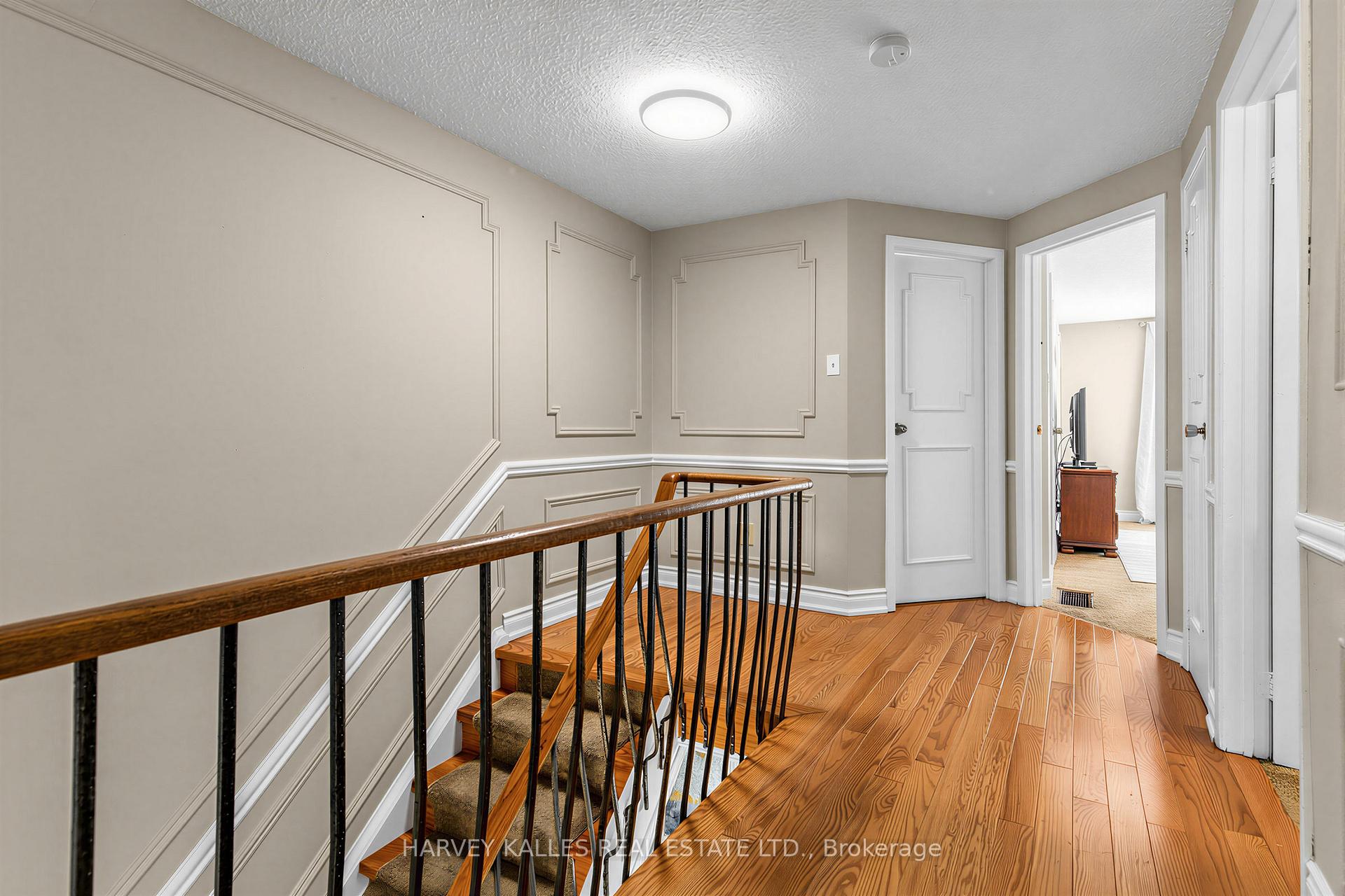 1180 Sandhurst Circle 2, Toronto Unit: 2