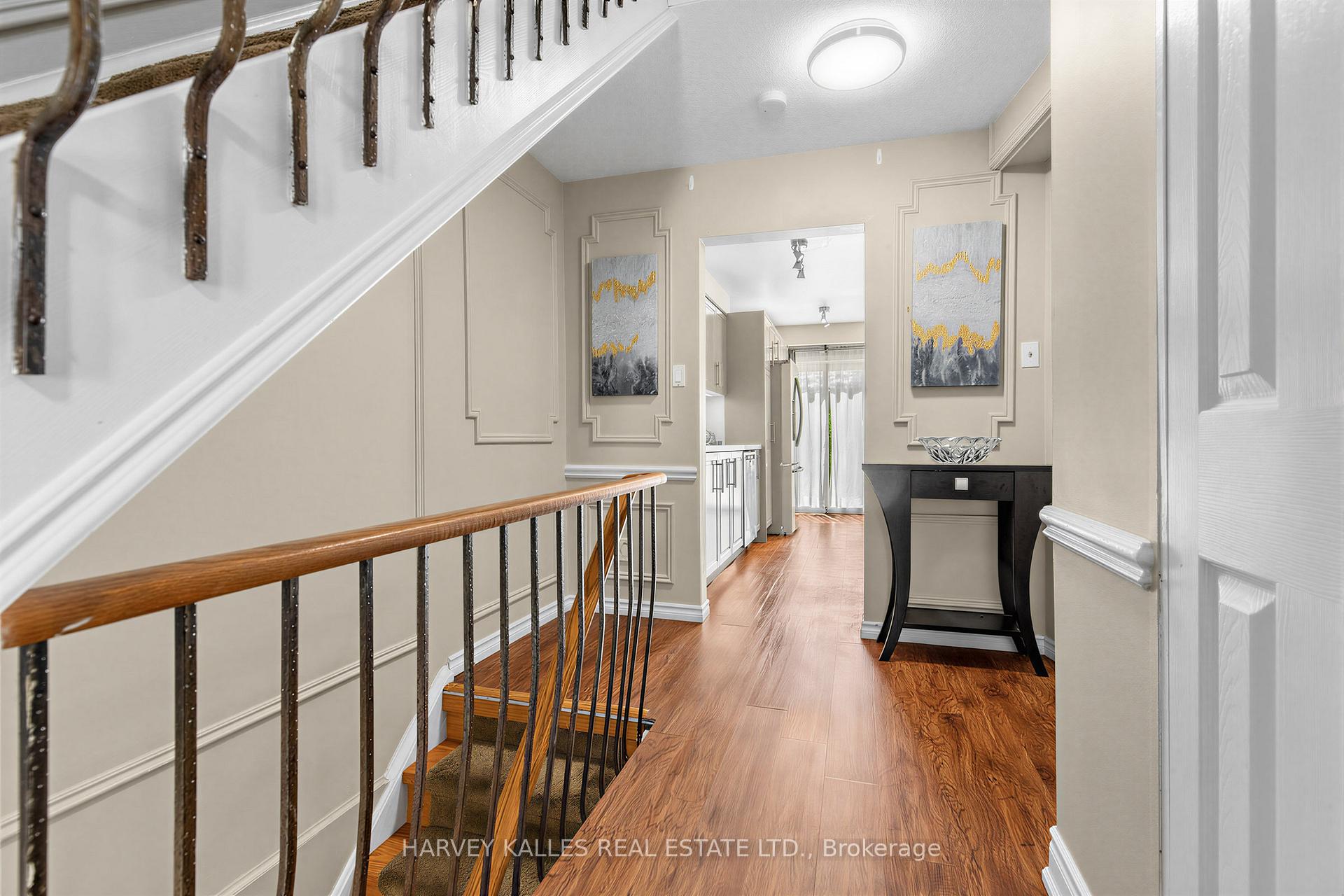 1180 Sandhurst Circle 2, Toronto Unit: 2